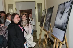 			Image photo gallery  - opening of the photographic exhibition Public Health Begins with Breastfeeding (2012)
	