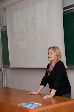 			Přednáška o studijním oboru Cestovní ruch - vedoucí katedry cestovního ruchu RNDr. Eva Janoušková, Ph.D.
	