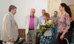 			Obrázek fotogalerie  - Rektor VŠPJ byl jmenován profesorem - gratulace
	